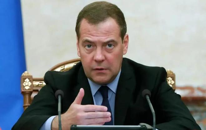 梅德韦杰夫列举俄美会晤5项成果