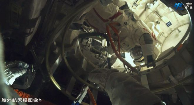 神舟二十号航天员乘组圆满完成第三次出舱活动